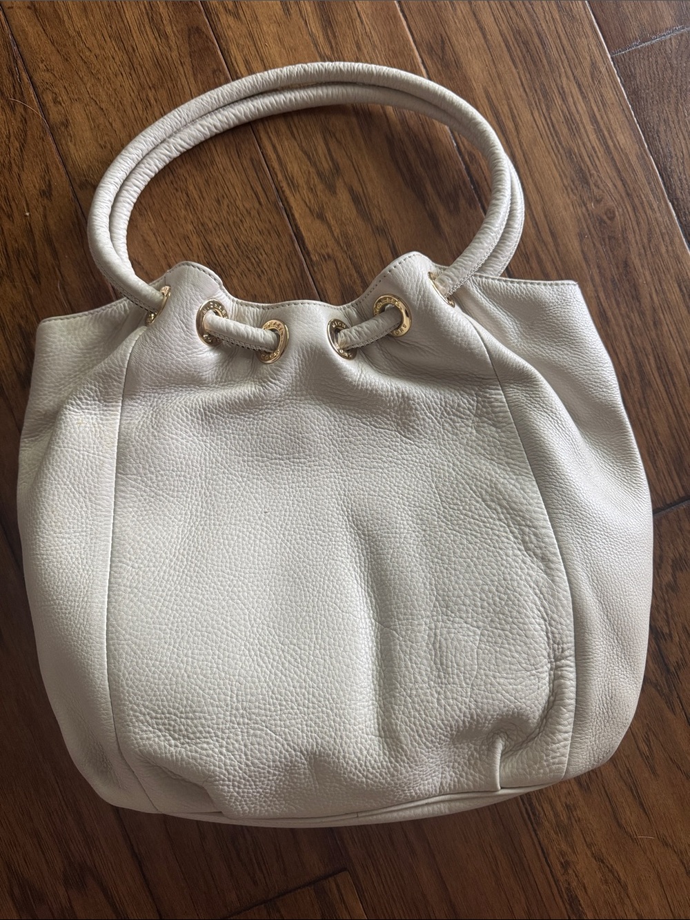 Michael Kors Cream Pebbled Leather Drawstring Hobo with Gold Hardware - Picture 4 of 5